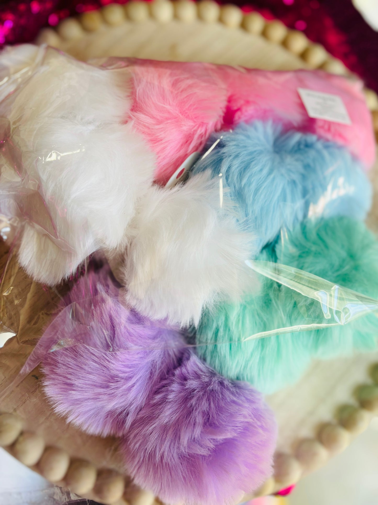 Filler-llavero pompón -Pastel color