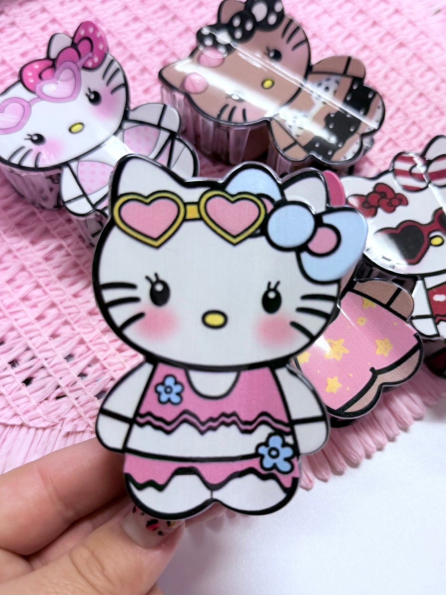 Kitty hair claw clip