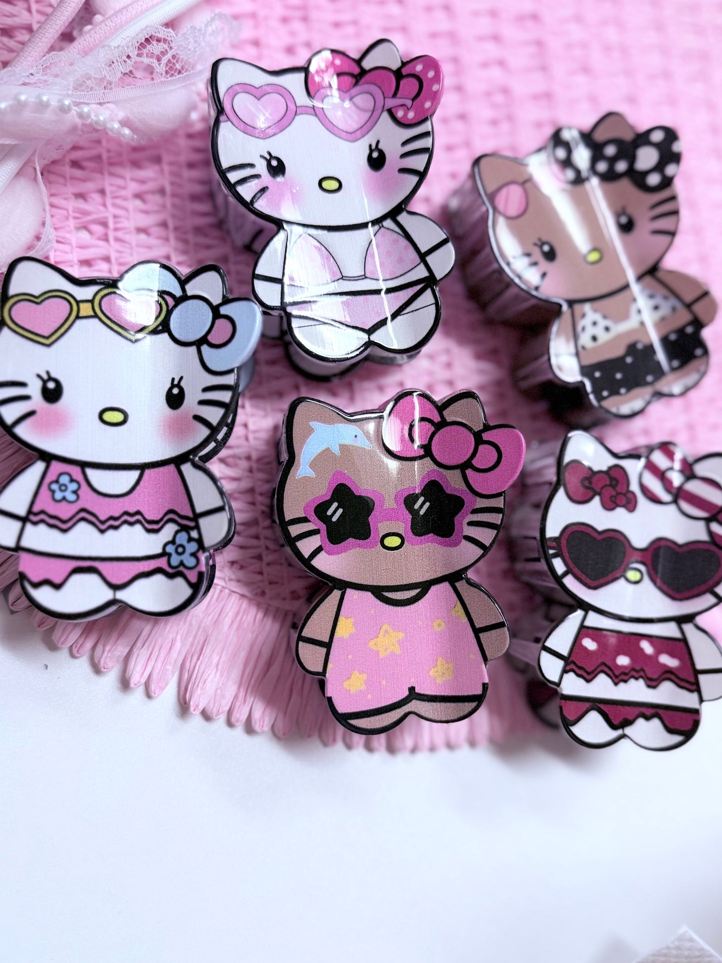 Kitty hair claw clip
